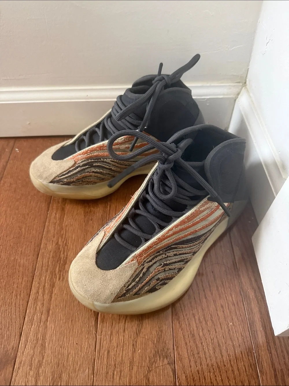 Yeezy QNTM Chunky Wave-Pattern Sneakers in Beige, Black & Orange